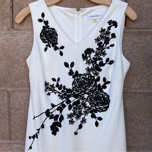 NWOT Calvin Klein Sleeveless Floral Beaded Embellished Sheath Midi Dress Size 2 - Picture 4 of 9